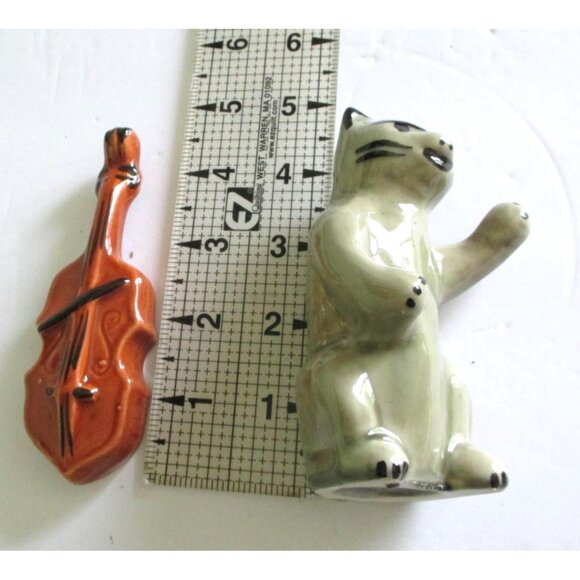 Vintage Cat and Fiddle Figural Salt Pepper Shakers - Nursery Rhyme Collectible - Picture 6 of 7